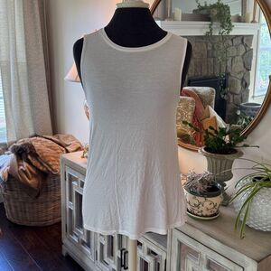 White Sleeveless Tank Top extra small